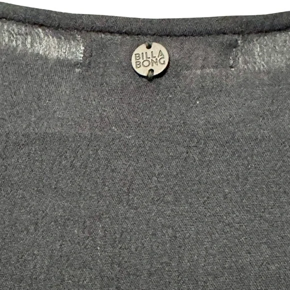 Billabong Island Folk Pieced Crinkle Wide Flare Sleeve Lightweight Top - Picture 7 of 8